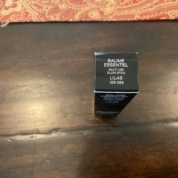 CHANEL BAUME ESSENTIAL Multi-Use Glow Stick Lilas, limited edition,sold out,BNIB - Picture 3 of 6